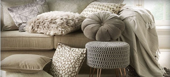 Cushions & Throws